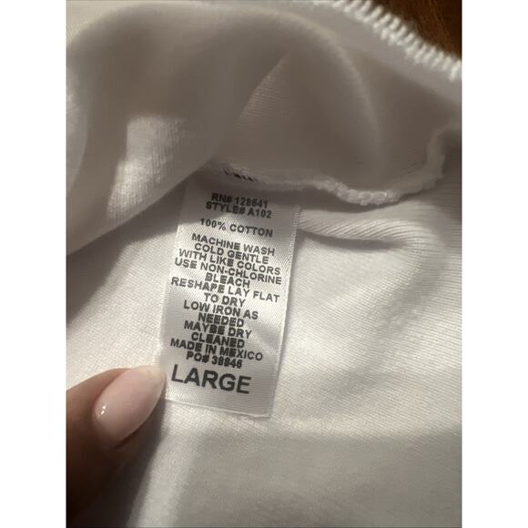 Vintage Pancho’s Surf Shop Women’s Cropped Tank White Black Logo Large Pismo - Picture 10 of 10